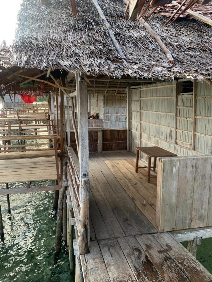 Firdas Bungalows Waisai Экстерьер фото